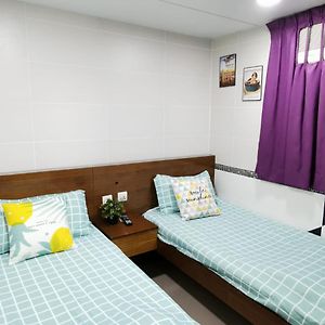 Twin Room Private Bathroom
